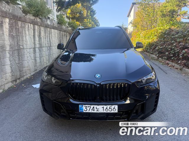 BMW X5 xDrive 50e M Sport — пробег 44 300 км — фото 3 из 5