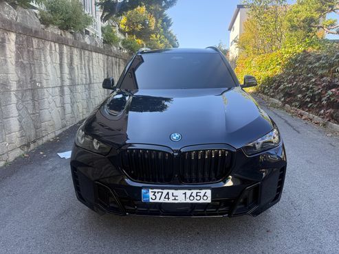 BMW X5 xDrive 50e M Sport — пробег 44 300 км — фото 3 из 5