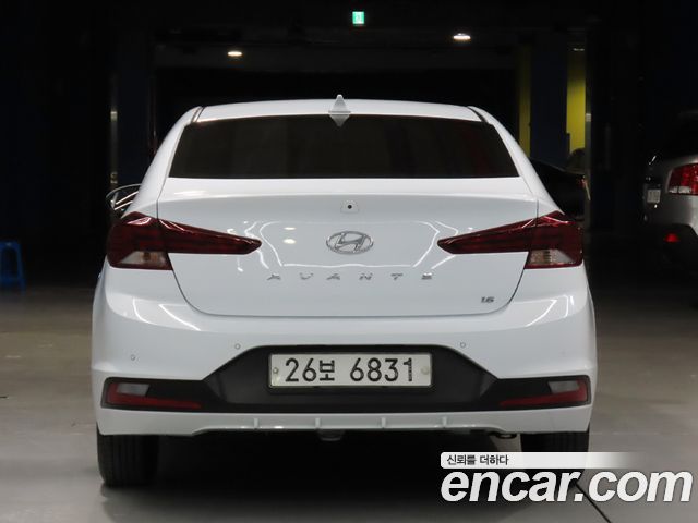 Hyundai AVANTE из Кореи Encar