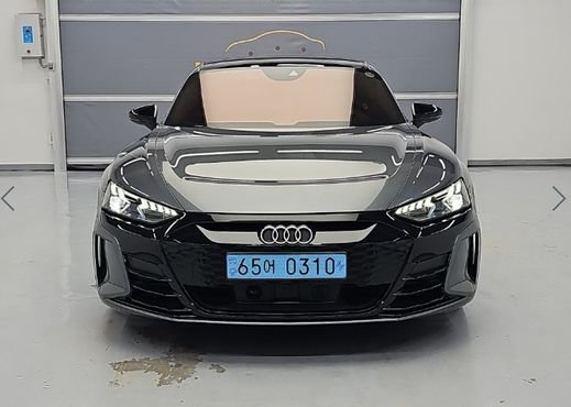 Audi e-tron GT GT quattro Premium — пробег 22 128 км — фото 2 из 5