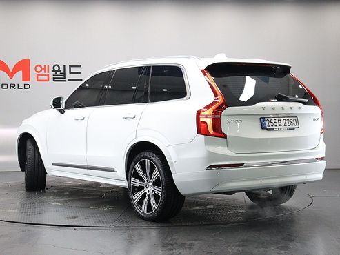 Volvo XC90 B6 Ultimate Bright — пробег 28 864 км — фото 2 из 5