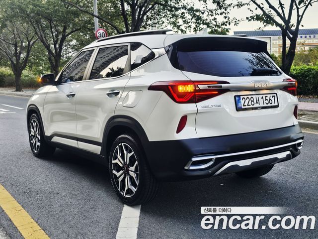 Kia Seltos из Кореи Encar