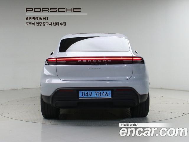 Porsche Macan Base 4 — пробег 7 600 км — фото 4 из 5