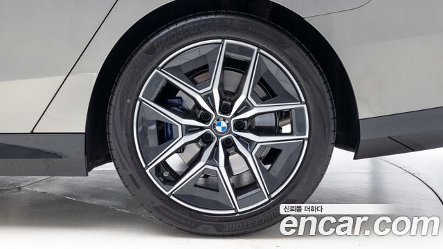 BMW 5-Series 520i M Sport — пробег 11 781 км — фото 5 из 5