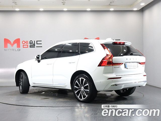 Volvo XC60 B6 Ultra Bright — пробег 12 287 км — фото 4 из 5