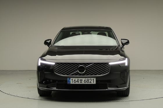 Volvo S90 B5 Ultra Bright Air sus — пробег 370 км — фото 2 из 5