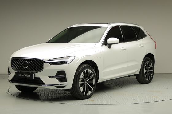 Volvo XC60 T8 Ultra Bright — пробег 5 876 км — фото 1 из 5