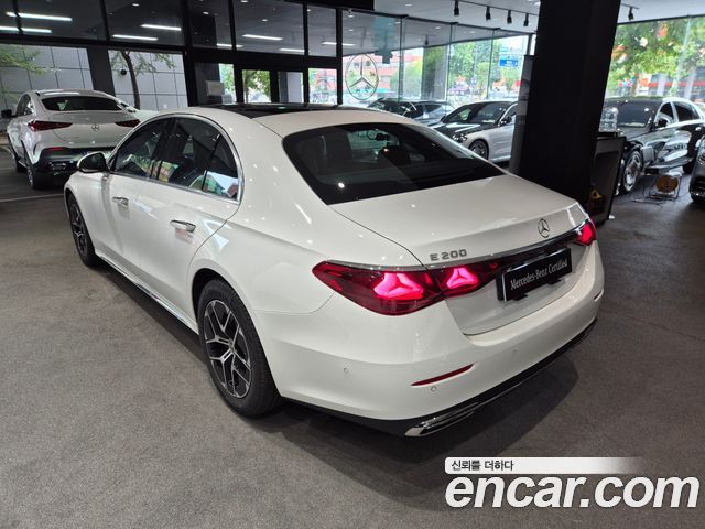 Mercedes-Benz E-Class из Кореи Encar