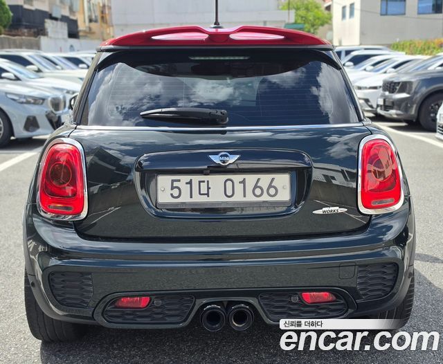 Mini Cooper JCW 3rd Generation — пробег 121 561 км — фото 2 из 5