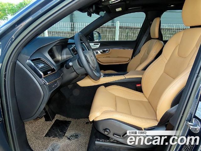Volvo XC90 T8 Ultimate Bright Hybrid — пробег 157 679 км — фото 5 из 5