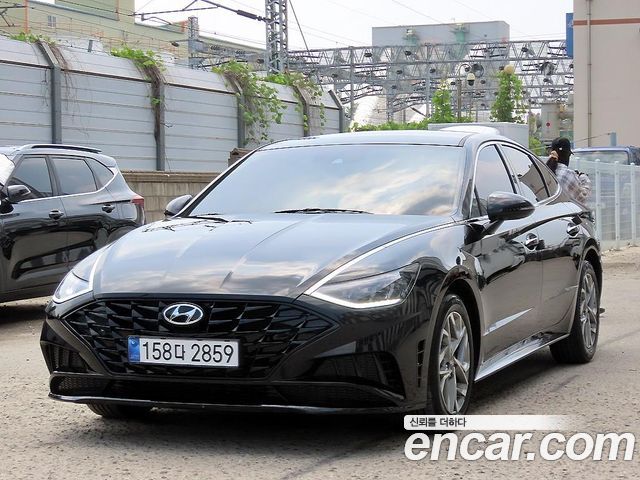 Hyundai Sonata 2.0 Premium Plus — пробег 21 118 км — фото 2 из 5