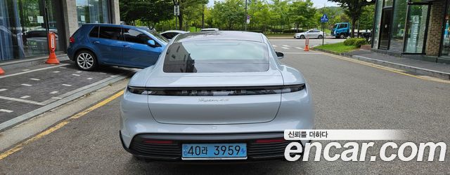 Porsche Taycan из Кореи Encar