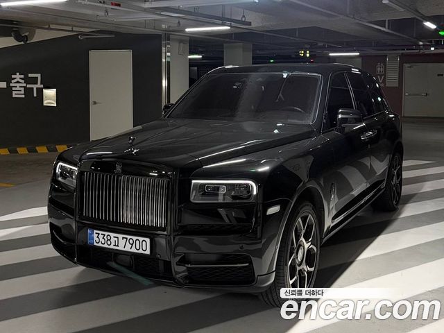 Rolls-Royce Cullinan 6.7 V12 Black Badge — пробег 70 500 км — фото 1 из 5