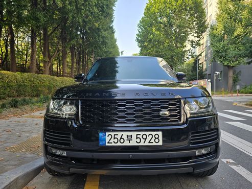 Land Rover Range Rover 4.4 SDV8 Vogue SE DIESEL — пробег 128 000 км — фото 3 из 5