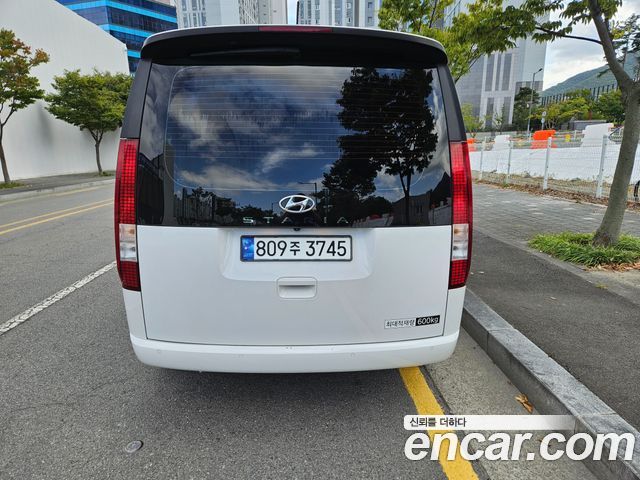 Hyundai Staria Cargo 5-Seater Modern — пробег 81 000 км — фото 4 из 5