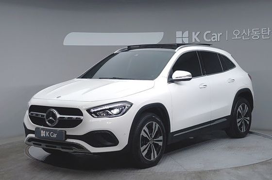 Mercedes-Benz GLA-Class GLA220 — пробег 54 460 км — фото 1 из 5