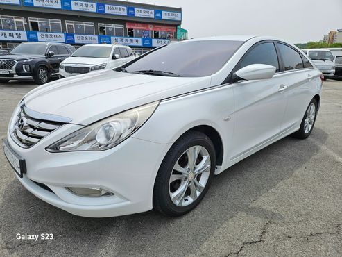 Hyundai Sonata LPi Deluxe — пробег 176 485 км — фото 3 из 5