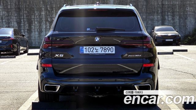 BMW X5 xDrive 30d M Sport — пробег 9 500 км — фото 4 из 5
