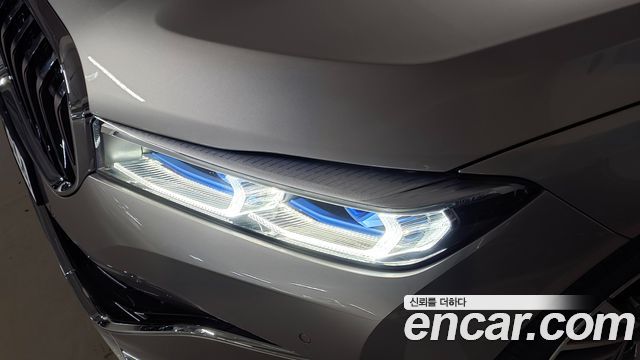 BMW 7-Series 740Li xDrive Design Pure Excellence — пробег 72 000 км — фото 2 из 5