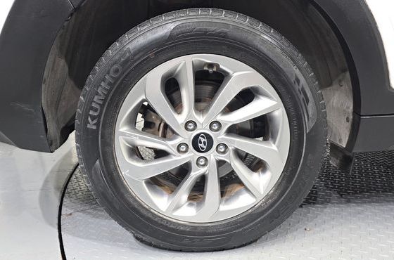 Hyundai Tucson Diesel 1.7 2WD Style — пробег 105 777 км — фото 5 из 5