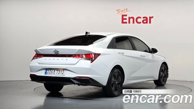 Hyundai AVANTE из Кореи Encar