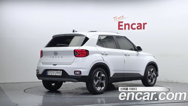 Hyundai Venue из Кореи Encar