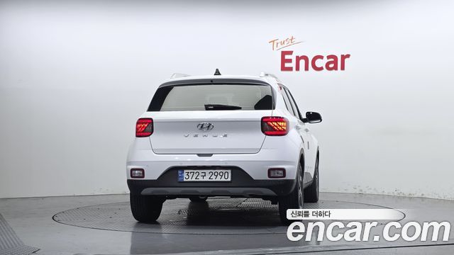 Hyundai Venue из Кореи Encar