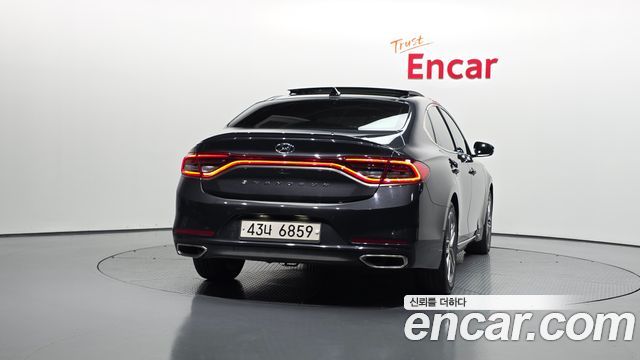 Hyundai Grandeur 2.2 Diesel Premium — пробег 168 699 км — фото 4 из 5