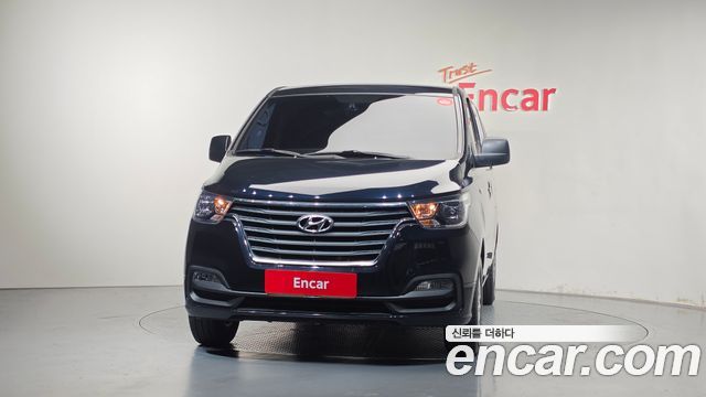 Hyundai Starex Van 3-Seater Smart — пробег 83 836 км — фото 3 из 5