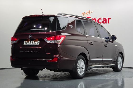 Ssangyong KORANDO 2WD Extreme 9-seater — пробег 39 249 км — фото 2 из 5