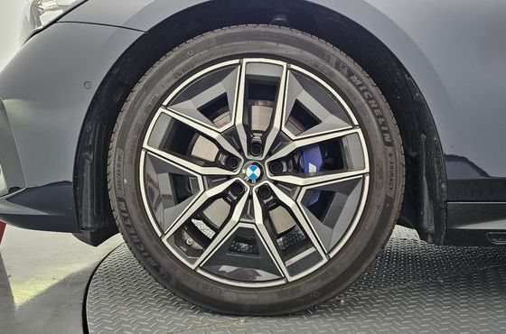 BMW 5-Series 520i M Sport — пробег 5 177 км — фото 5 из 5