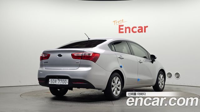 Kia pride 1.6 GDI Sedan Luxury — пробег 81 269 км — фото 2 из 5