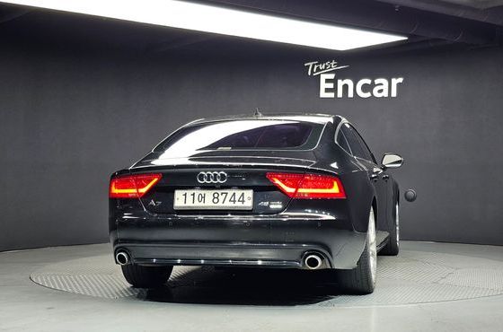 Audi A7 45 TDI Quattro Dynamic 4G — пробег 166 227 км — фото 4 из 5