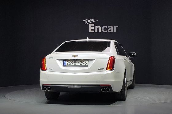 Cadillac CT6 3.6 Premium AWD — пробег 104 508 км — фото 4 из 5