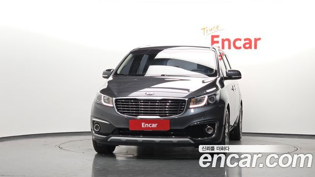 Kia Carnival 9-seater Prestige — пробег 68 143 км — фото 3 из 5