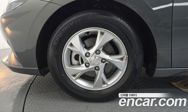 Hyundai AVANTE 1.6 Smart — пробег 34 066 км — фото 5 из 5