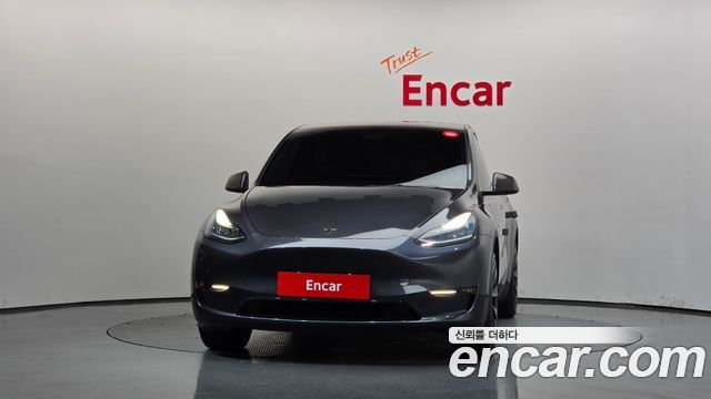 Tesla Model Y Long Range AWD — пробег 139 659 км — фото 3 из 5