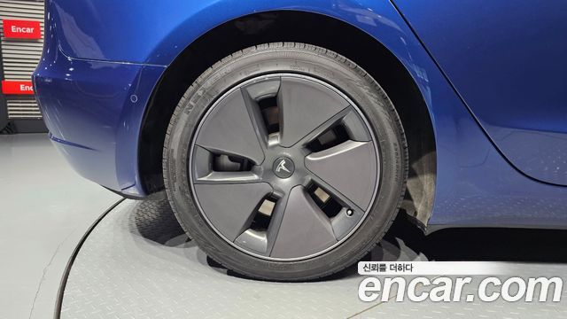 Tesla Model 3 Long Range AWD — пробег 77 370 км — фото 5 из 5