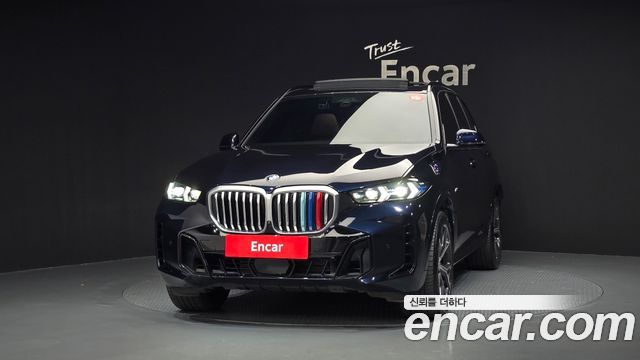 BMW X5 xDrive 40i M Sport — пробег 33 128 км — фото 3 из 5