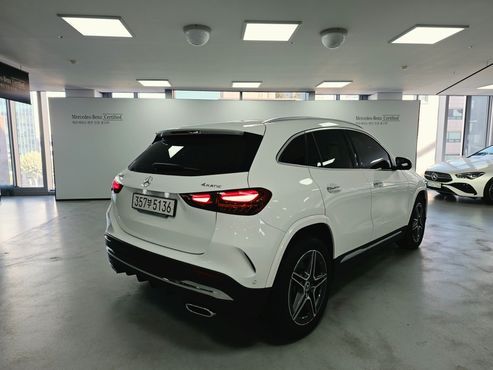 Mercedes-Benz GLA-Class GLA250 4MATIC — пробег 3 590 км — фото 2 из 5
