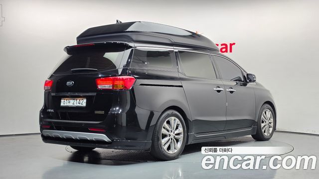 Kia Carnival Gasoline 7-seater Hi-Limousine President — пробег 109 629 км — фото 2 из 5