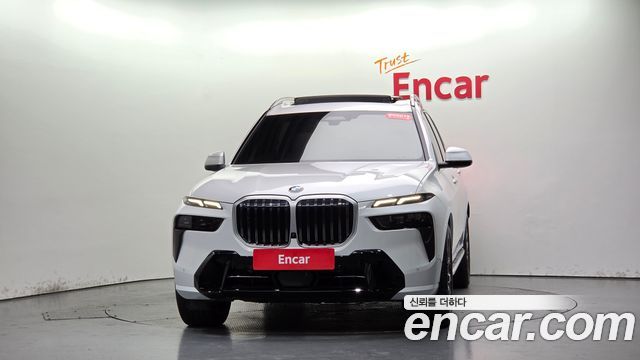 BMW X7 xDrive 40i M Sport 6STR — пробег 15 323 км — фото 3 из 5