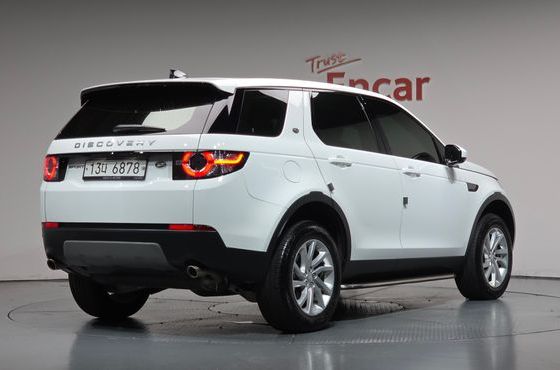Land Rover Discovery Sport 2.0 TD4 SE (150PS) — пробег 21 880 км — фото 2 из 5