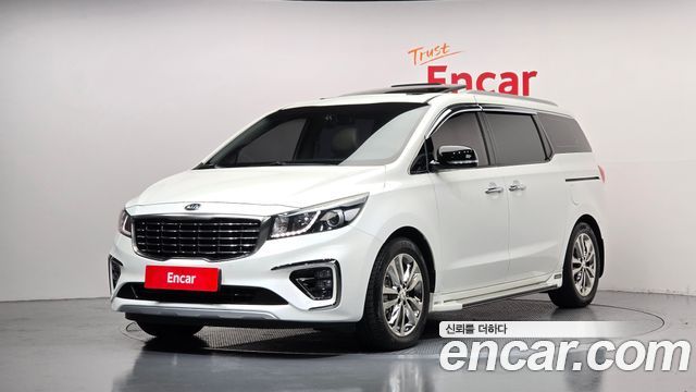 Kia Carnival 9-seater Prestige — пробег 109 409 км — фото 1 из 5