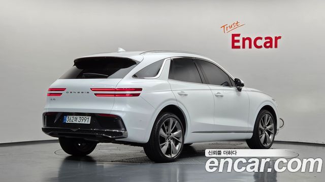 Genesis GV70 2.5T Gasoline 2WD — пробег 8 990 км — фото 2 из 5