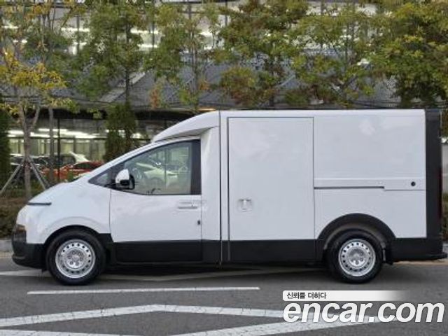 Hyundai ST1 Cargo Premium — пробег 8 400 км — фото 2 из 5