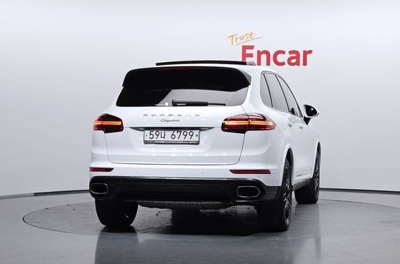 Porsche Cayenne 3.0 Diesel Platium Edition 958 — пробег 123 436 км — фото 4 из 5