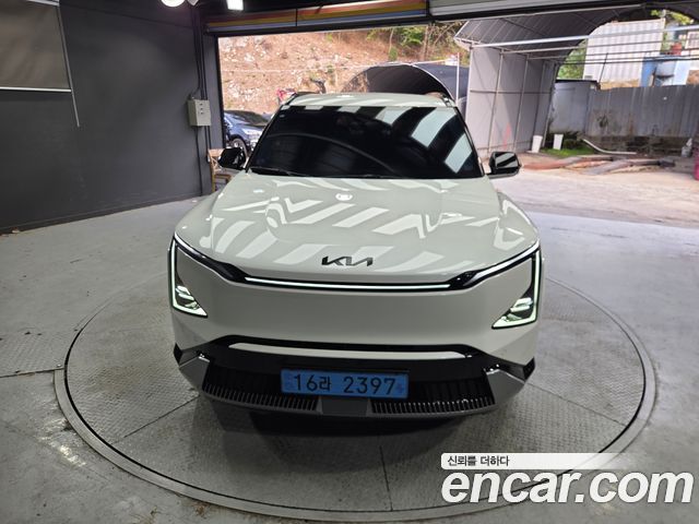 Kia EV5 Long Range 2WD Earth — пробег 8 052 км — фото 1 из 5
