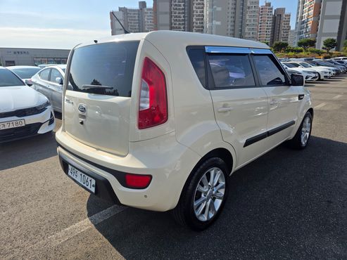 Kia Soul 1.6 GDI Luxury Standard — пробег 151 788 км — фото 4 из 5