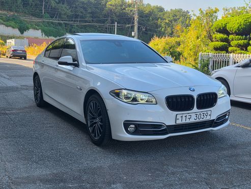 BMW 5-Series 528i Luxury Plus — пробег 140 680 км — фото 2 из 5